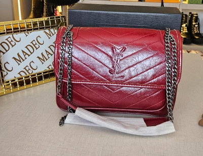 Cartera Yves Saint Laurent Bordo