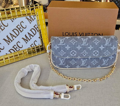 Cartera Louis Vuitton Mini Jeans