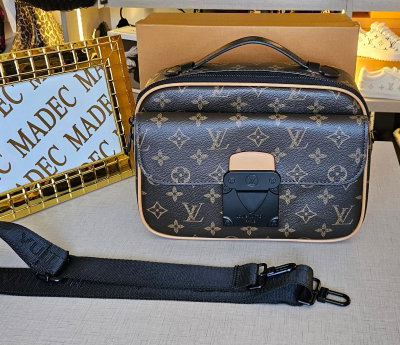 Morral Louis Vuitton Marrón 