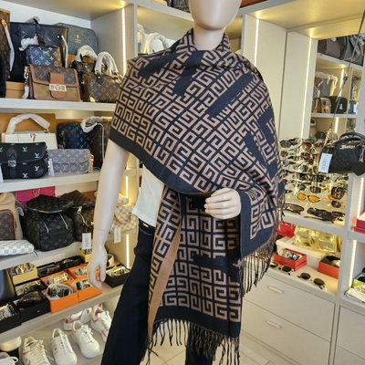 Pashmina Givenchy Marrón y Negro 