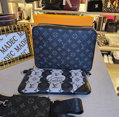 Morral Louis Vuitton con Sobre
