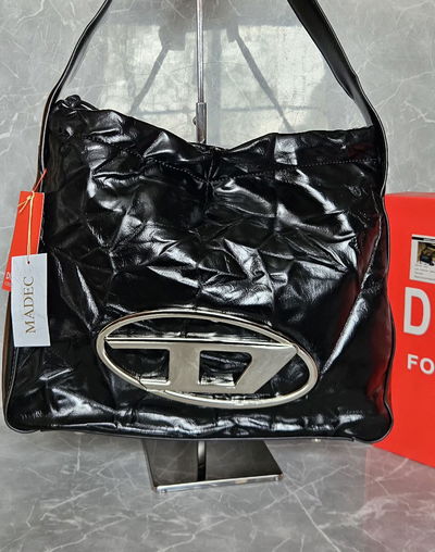 Cartera Diesel Charol 