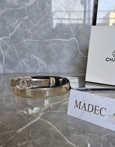 Cinturon Chanel Dorado