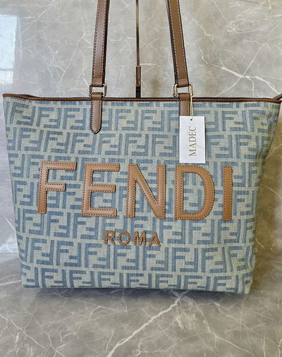 Cartera Fendi Jeans Grande