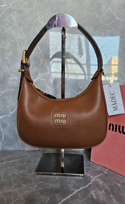 Carter MiuMiu Marrón