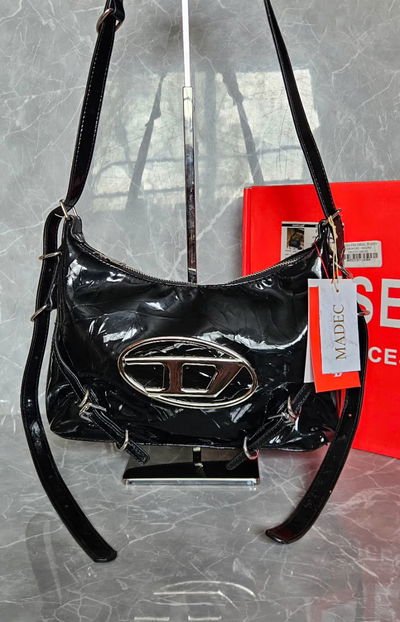 Cartera Diesel Negra Mediana