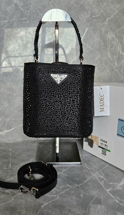 Prada Con Stras