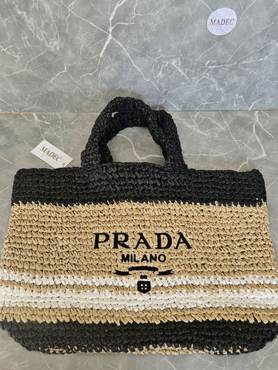 Cartera Prada Rafia