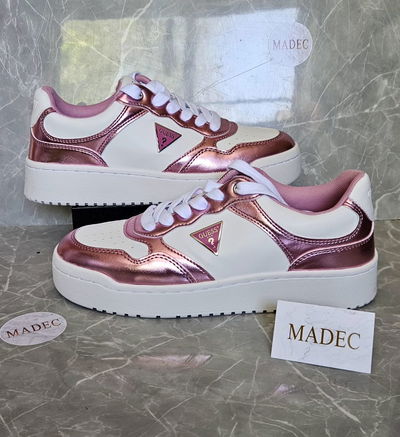 Zapatilla Guess Num 40.5