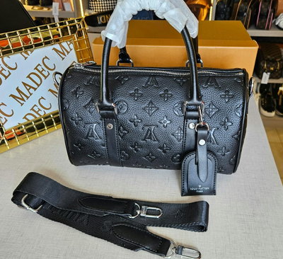 Baul Louis Vuitton Negro
