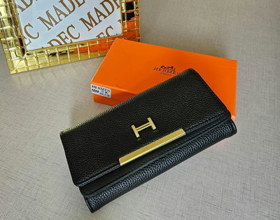 Billetera Hermes Negra Herrajes Dorados