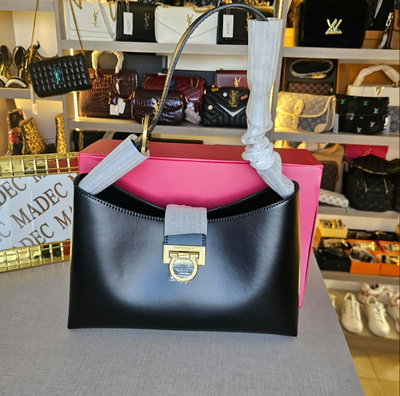Cartera Ferragamo Negra 