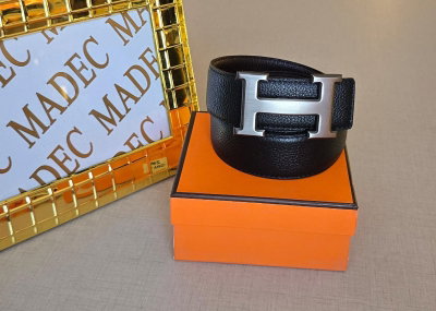 Cinto HERMES Reversible Negro/Marrón Hebilla Gris Plata 