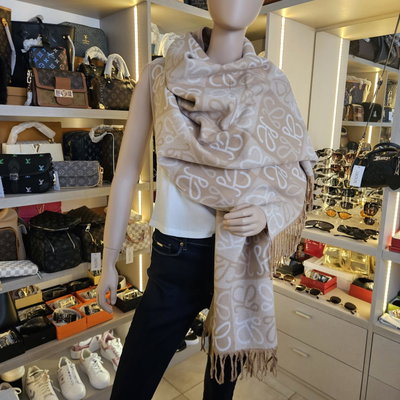 Pashmina Loewe Beige