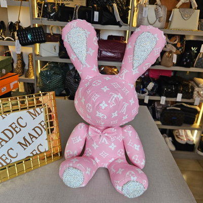Conejo Decorativo Louis Vuitton Rosa Chicle