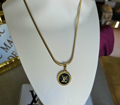 Collar Acero Dorado  Louis Vuitton 