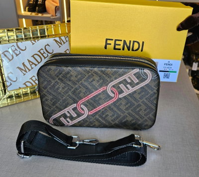 Morral Fendi Unisex