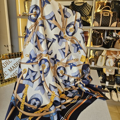 Pañuelo Seda Louis Vuitton