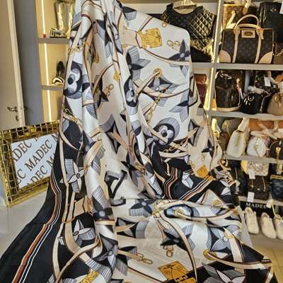 Pañuelo Seda Louis Vuitton