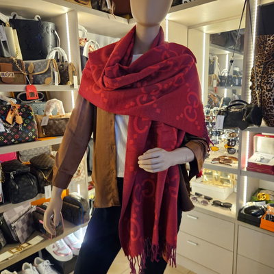 Pashmina Gucci
