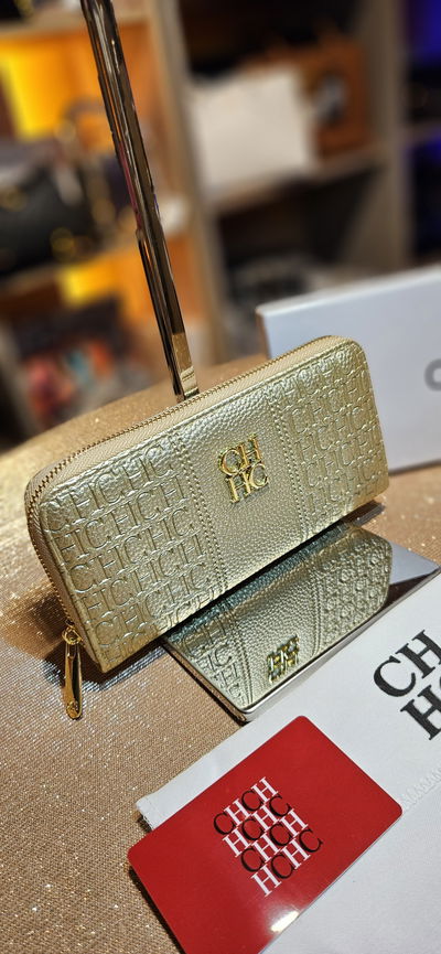 Billetera Carolina Herrera Dorada 