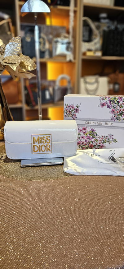 Miss Dior Blanca Charolada