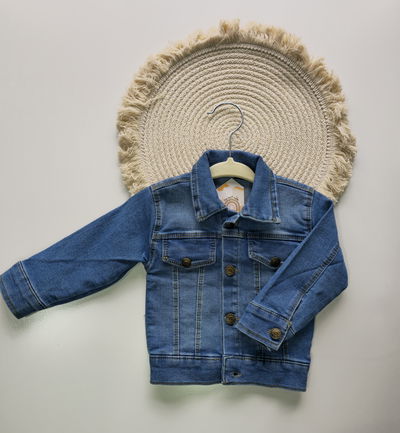Campera de jeans.