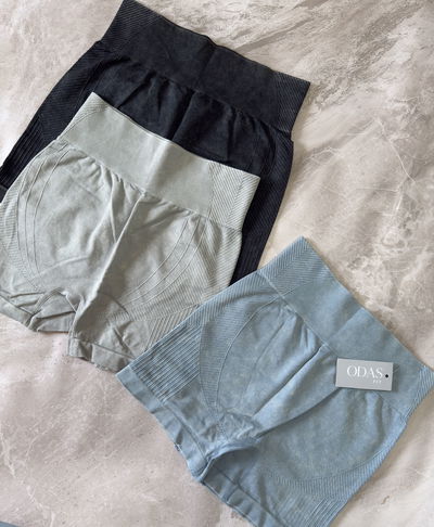 SHORT EVA SIN FRUNCE