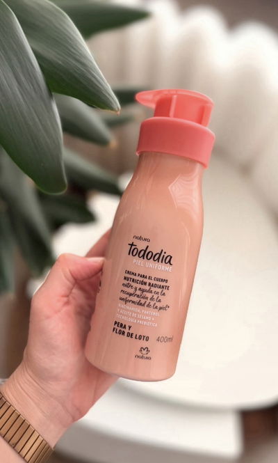 Crema corporal Pera y flor de loto 400ml