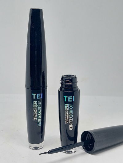 Delineador liquido TEI