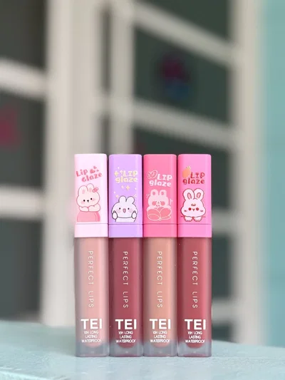 Lip glaze TEI
