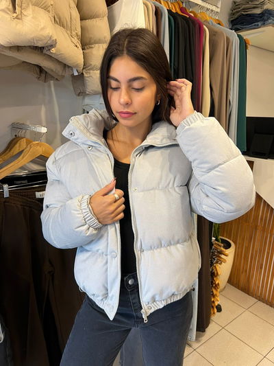 Campera puffer s/capucha gris