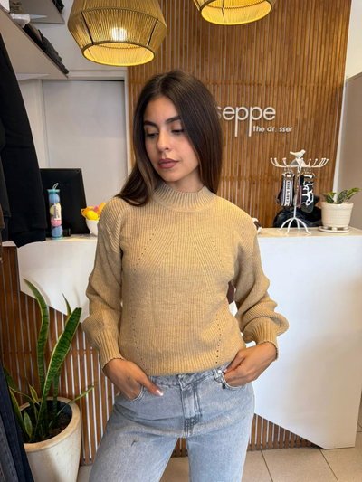 Sweater tejido beige