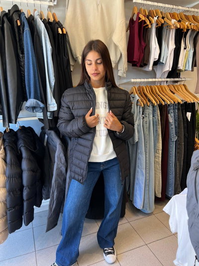 Campera canelon negra