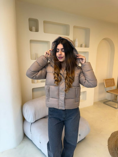 CAMPERA BOTON Y CIERRE BEIGE 