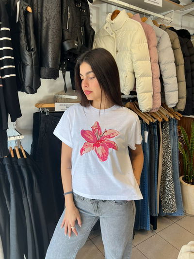Remera Flor fucsia
