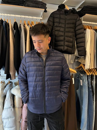 Campera uniclo hombre azul