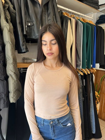 remera beige