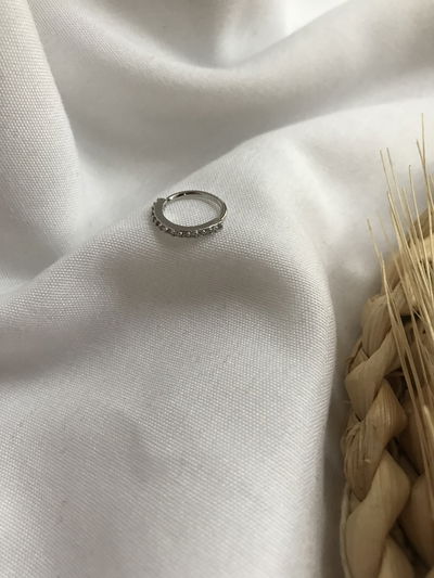 Argollita borde strass ACERO BLANCO( elegí la medida) Precio por unidad