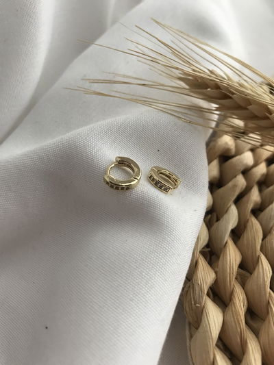 Argollitas doradas strass 1