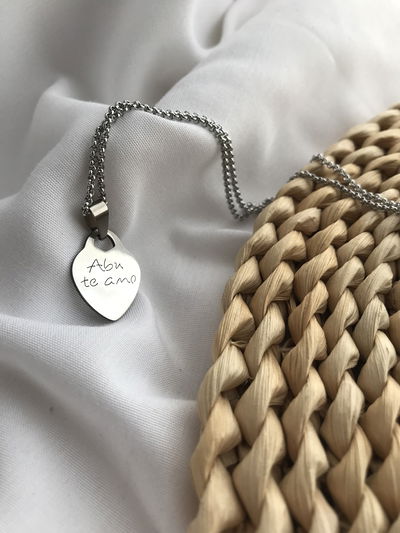 Collar Abu