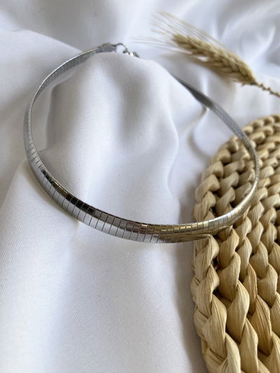 Collar plano labrado