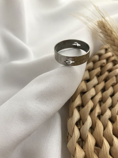 Anillo tridente