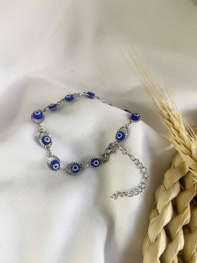 Pulsera ojitos