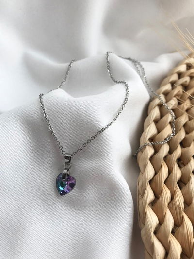 Collar corazoncito tornasolado