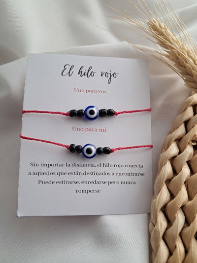 2 pulseras/tobilleras con tarjeta