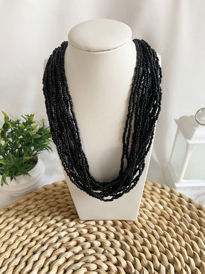 Collar múltiple mostacillas 