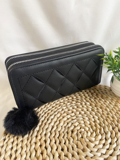 Billetera doble cierre con pompon