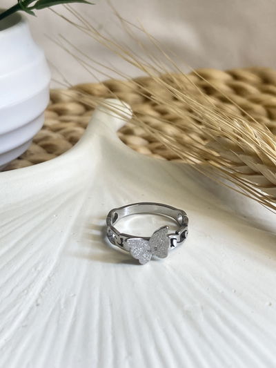 Anillo mariposa griega con falla