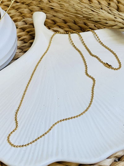 Cadena dorada bolitas